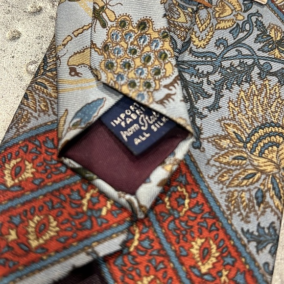 Courchevel silk tie - Picture 6 of 6